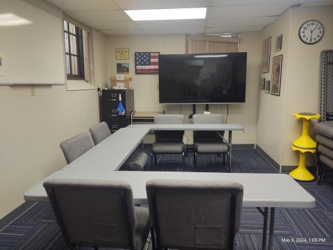 Photo of Owosso Library Meeting Room